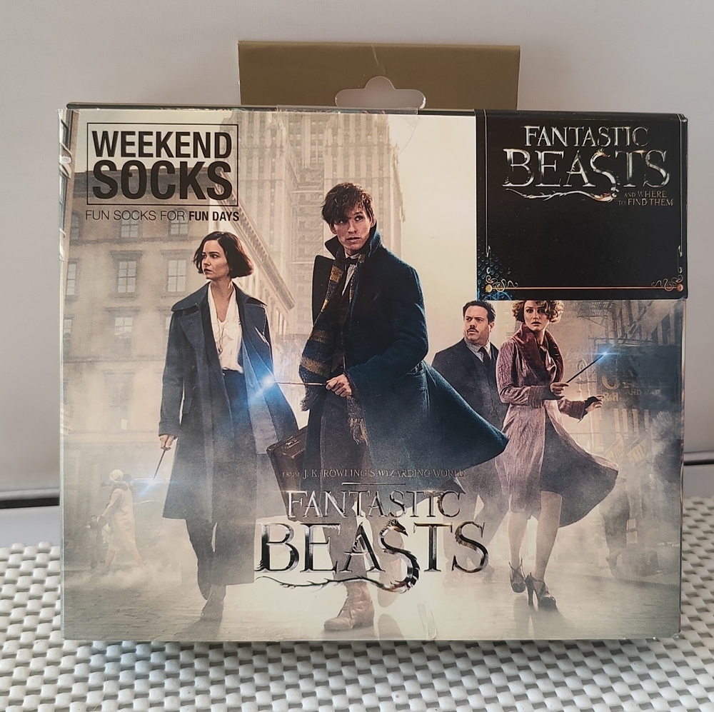 Fantastic Beasts Men's Weekend Socks Men's shoe size 6-12 3 pairs of socks